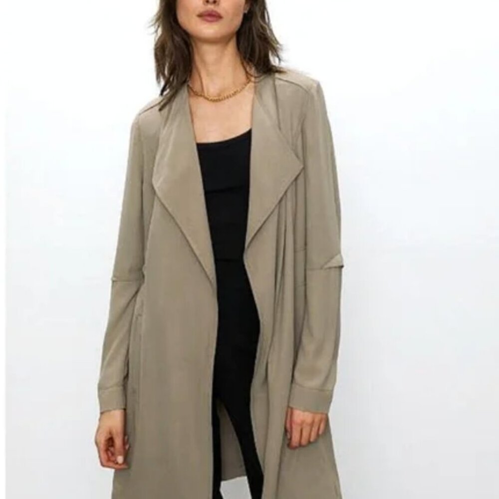 Olive Aritzia Babaton Coat - Flowy Long
